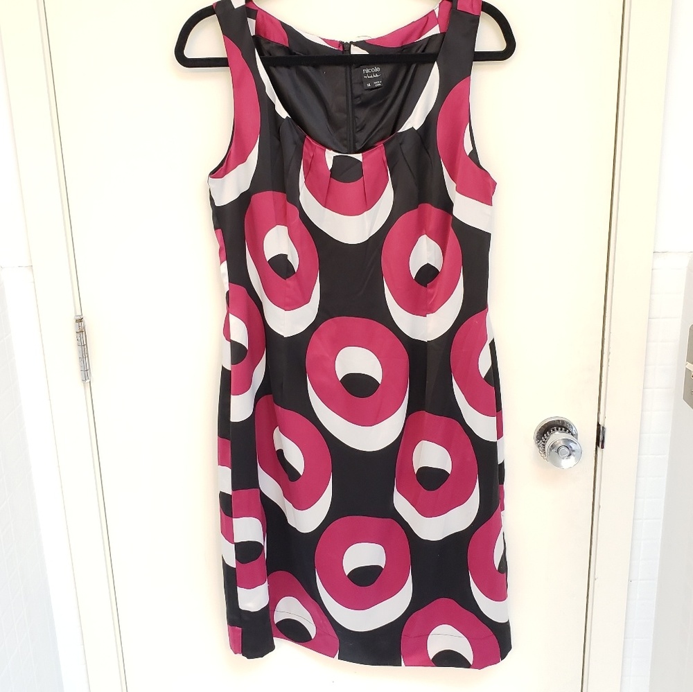 Black and pink Nicole Miller circle dress